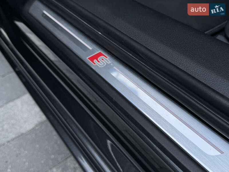 Седан Audi A6 2018 в Мукачево
