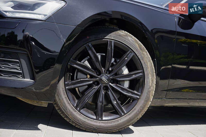 Седан Audi A6 2020 в Ужгороде