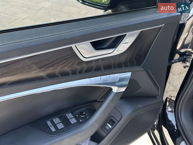 Седан Audi A6 2020 в Ужгороде