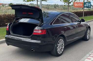 Седан Audi A6 2010 в 