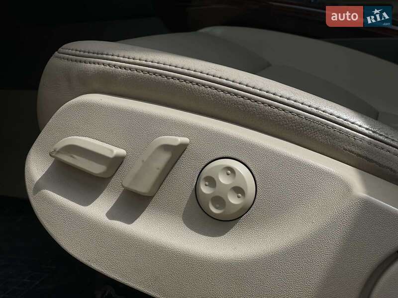 Седан Audi A6 2010 в Днепре