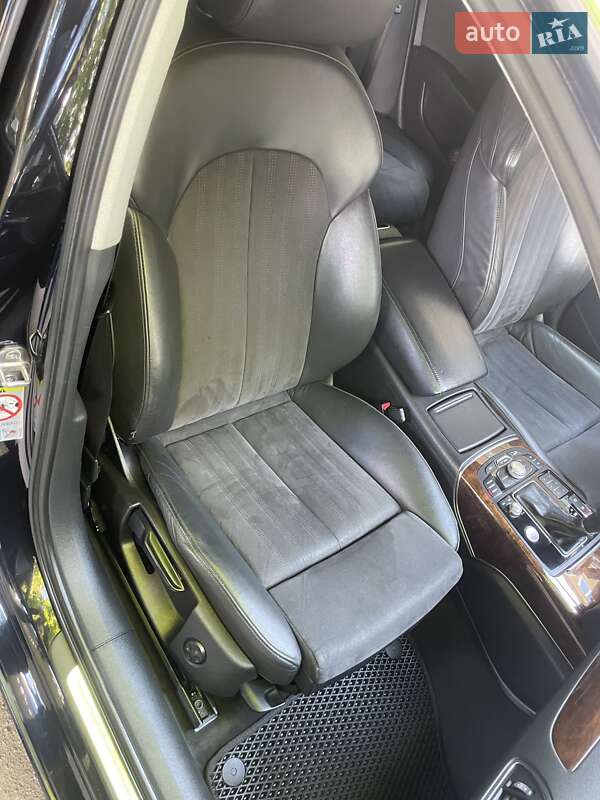 Седан Audi A6 2012 в Костополе