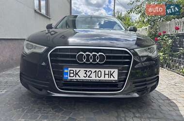 Седан Audi A6 2012 в 