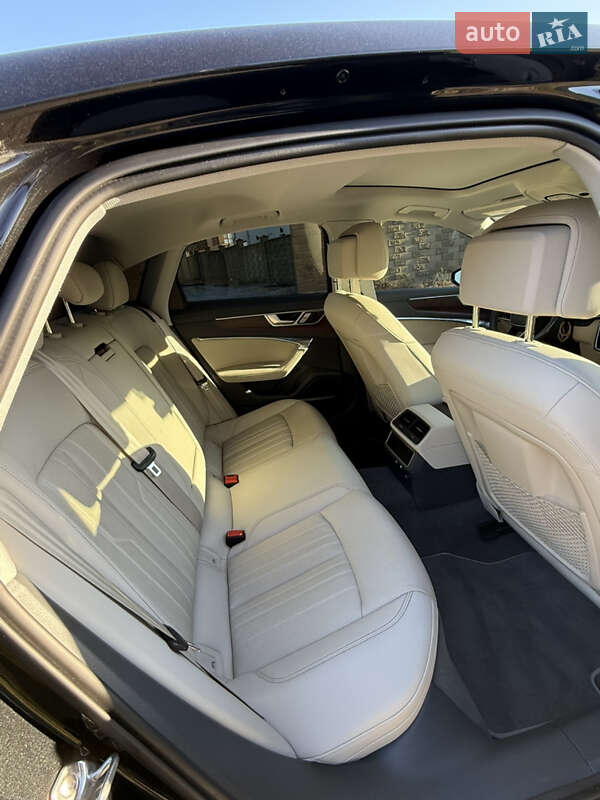 Седан Audi A6 2020 в Рівному