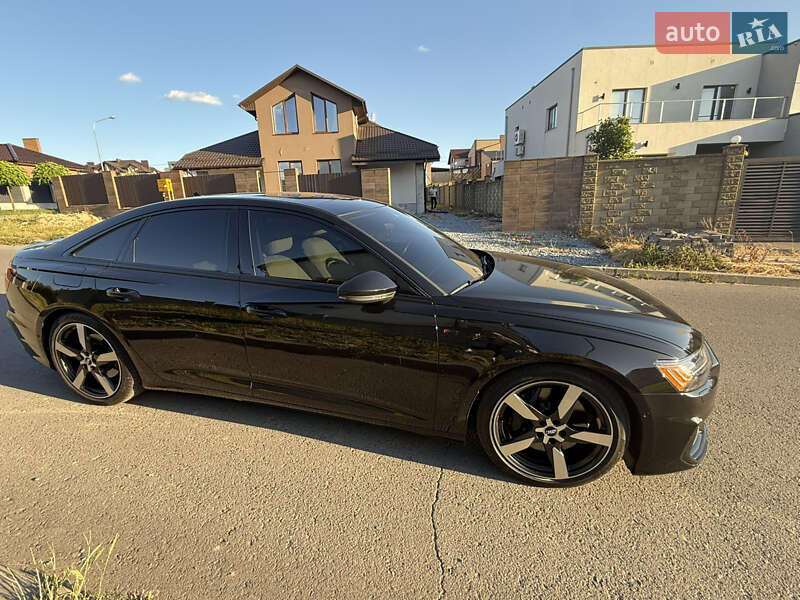 Седан Audi A6 2020 в Рівному