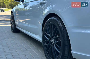 Седан Audi A6 2016 в 
