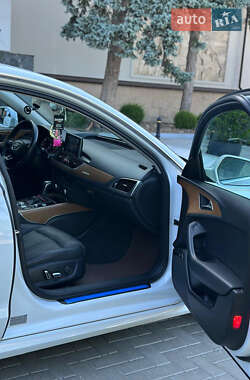 Седан Audi A6 2016 в 