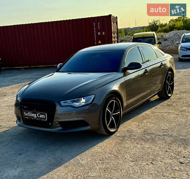Седан Audi A6 2011 в Ровно