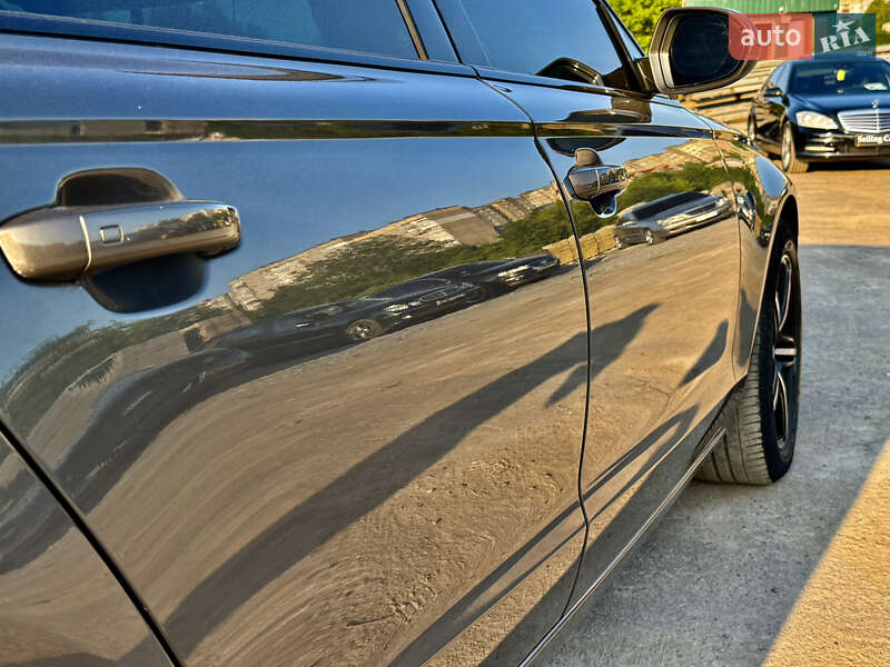 Седан Audi A6 2011 в Ровно
