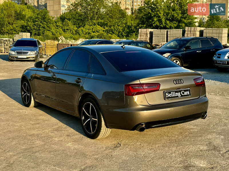 Седан Audi A6 2011 в Ровно