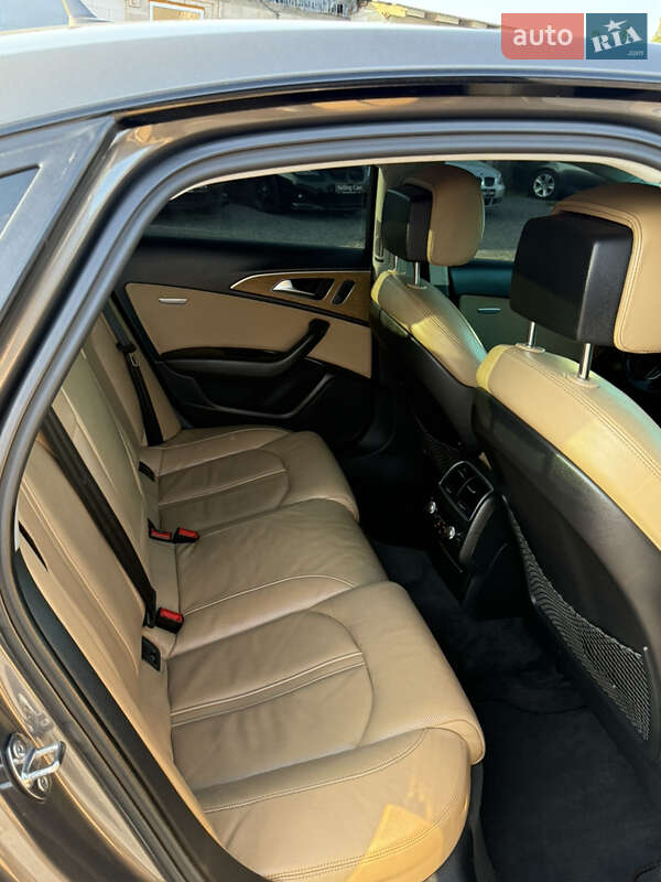 Седан Audi A6 2011 в Ровно