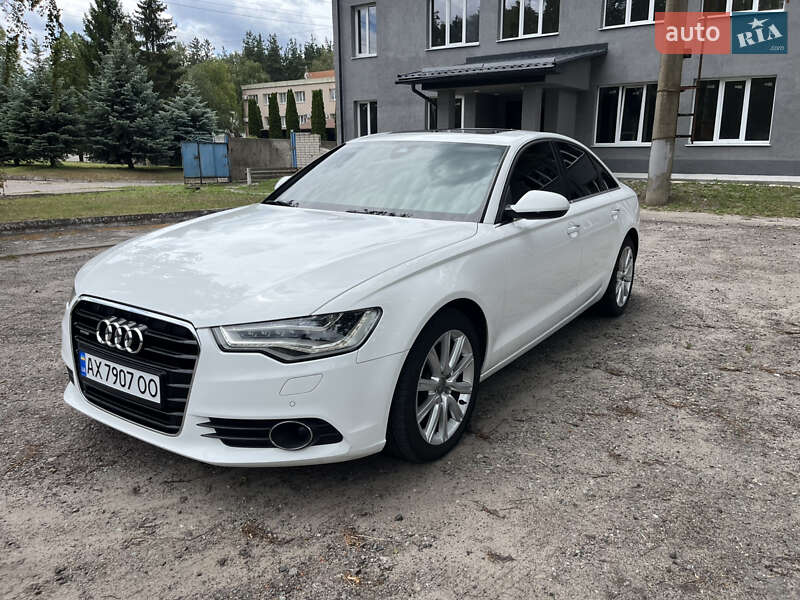 Седан Audi A6 2014 в Краснограде