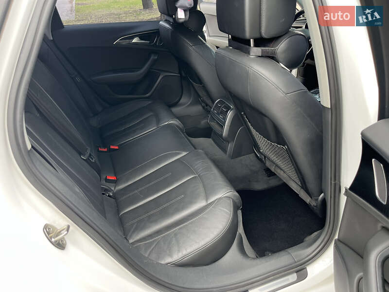 Седан Audi A6 2014 в Краснограде