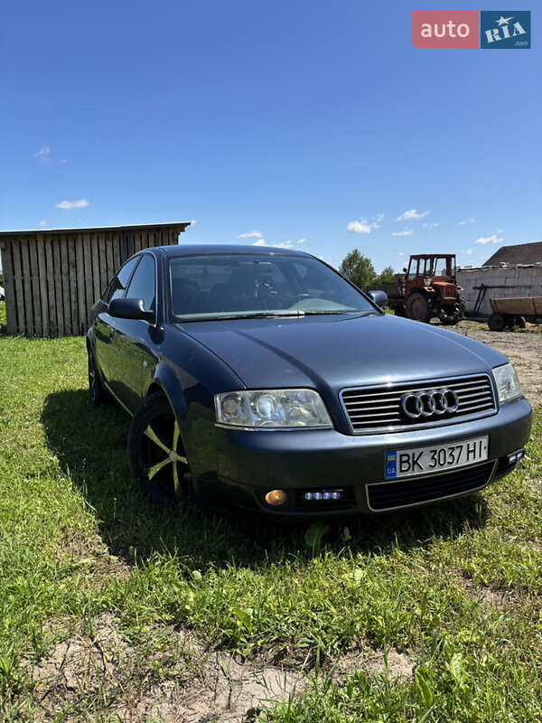 Седан Audi A6 2002 в 