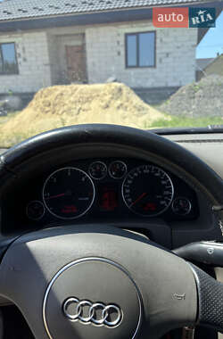 Седан Audi A6 2002 в 
