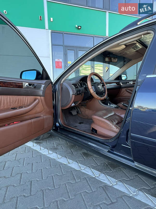 Универсал Audi A6 1998 в Нововолынске