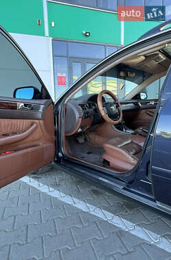Универсал Audi A6 1998 в 