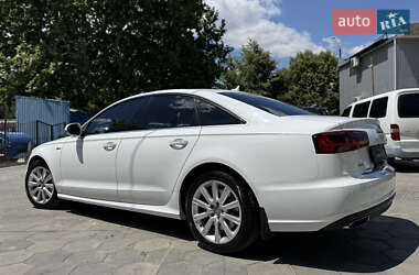 Седан Audi A6 2015 в 