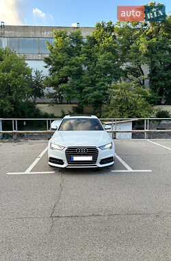Седан Audi A6 2018 в 