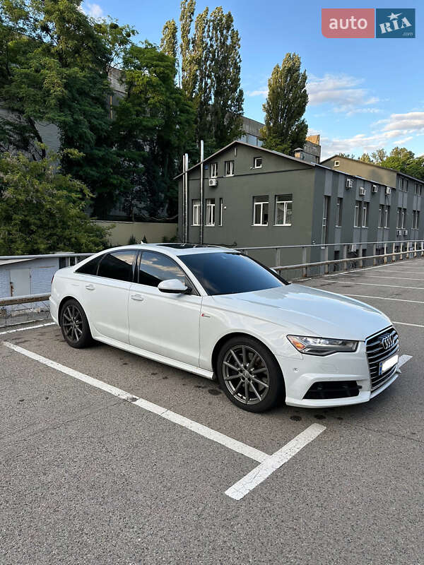 Седан Audi A6 2018 в Киеве