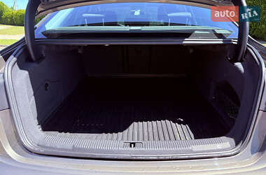 Седан Audi A6 2014 в 