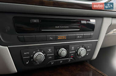 Седан Audi A6 2014 в 