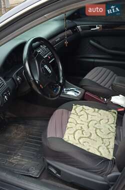 Седан Audi A6 2001 в 