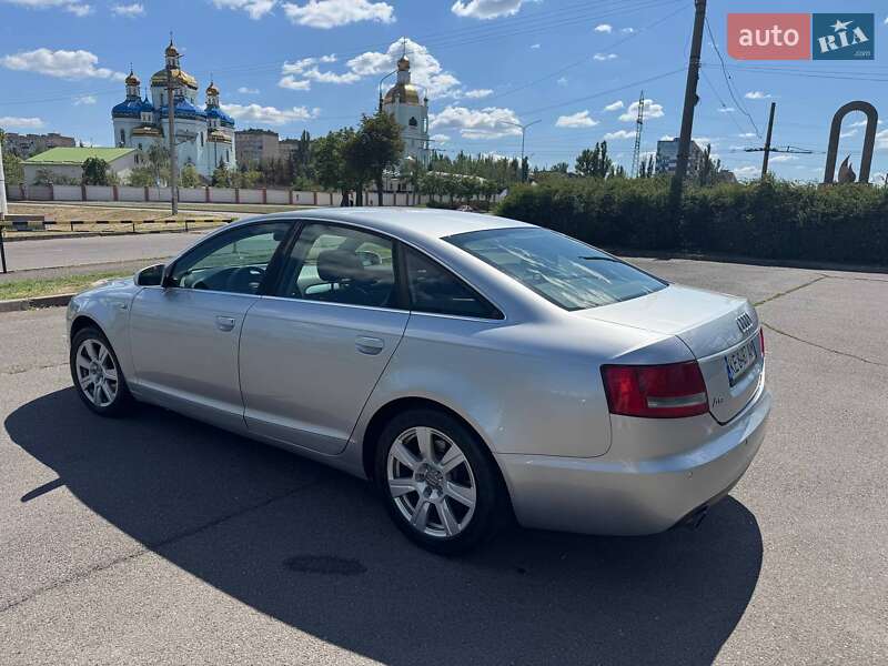 Седан Audi A6 2004 в Кривом Роге