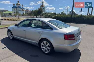 Седан Audi A6 2004 в 