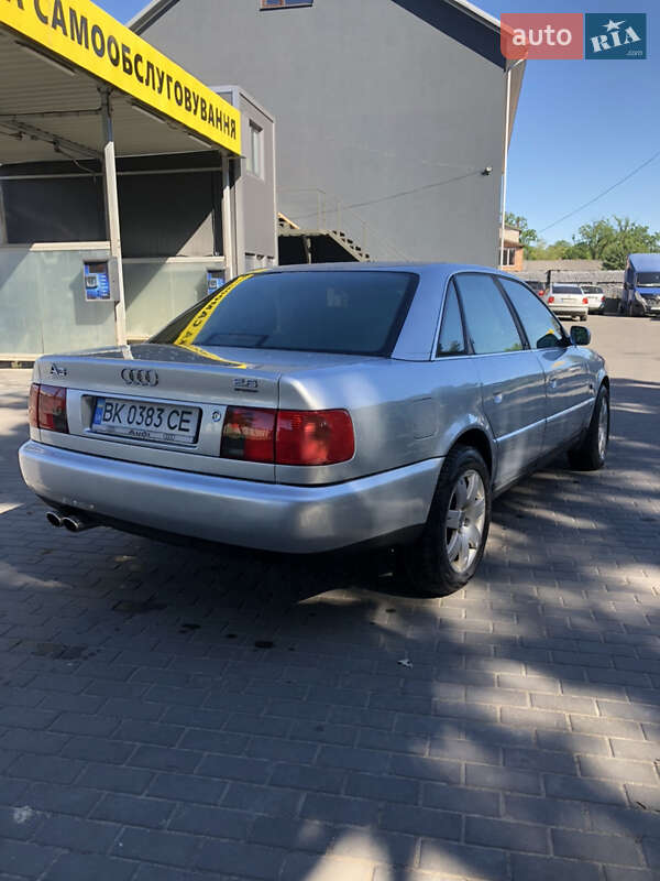 Седан Audi A6 1996 в Луцке