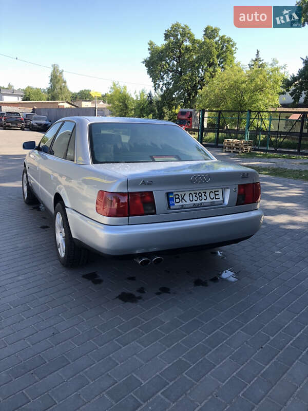 Седан Audi A6 1996 в Луцке