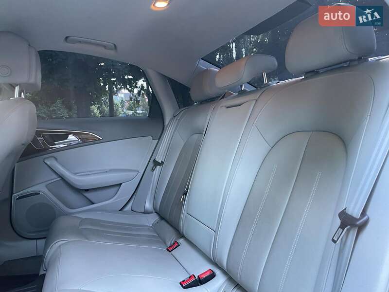 Седан Audi A6 2014 в Киеве