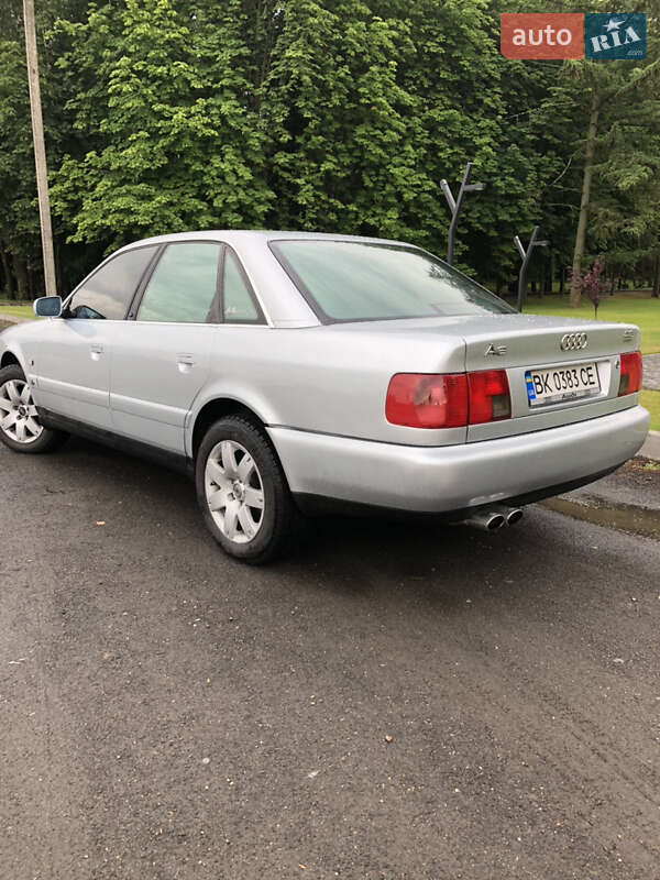 Седан Audi A6 1996 в Луцке