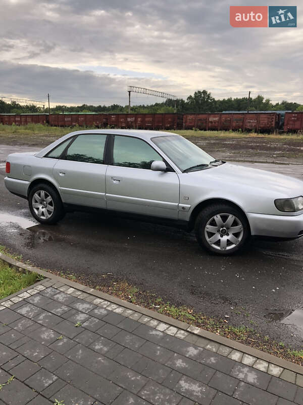 Седан Audi A6 1996 в Луцке