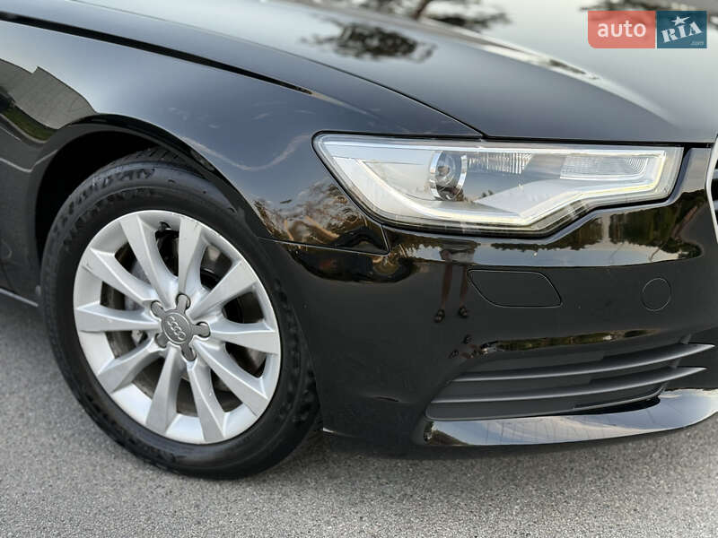Седан Audi A6 2012 в Киеве