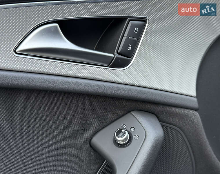 Седан Audi A6 2012 в Киеве