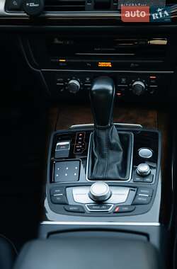 Седан Audi A6 2015 в 