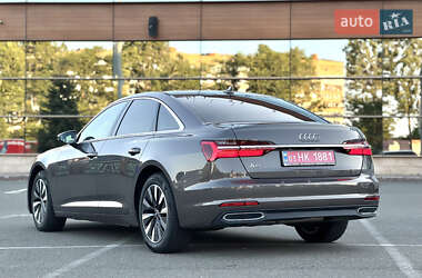 Седан Audi A6 2020 в 