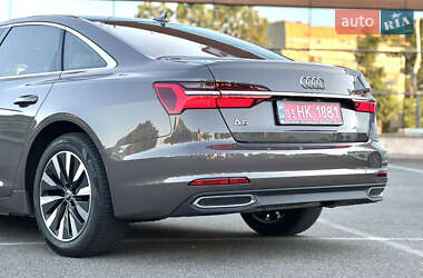Седан Audi A6 2020 в 