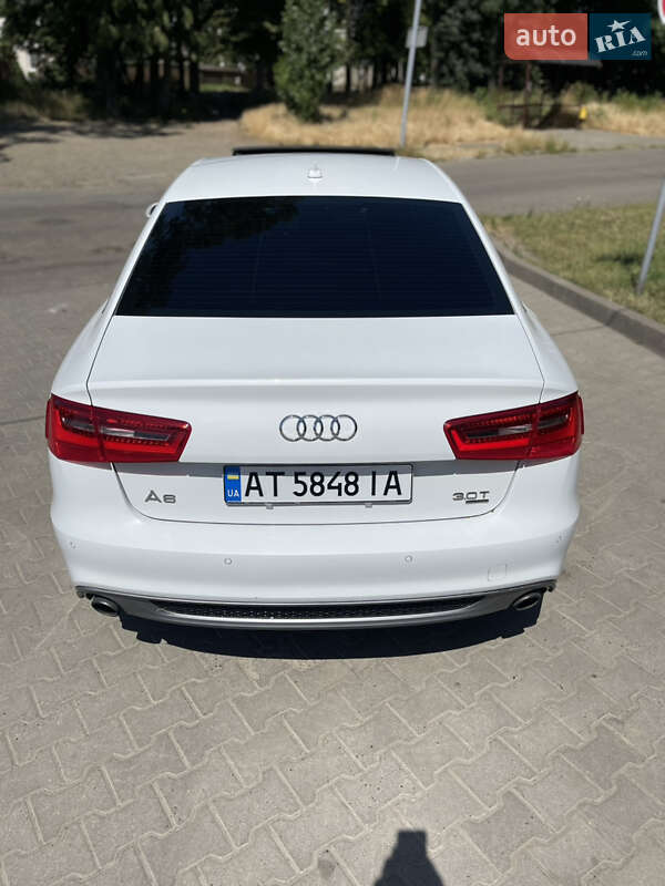 Седан Audi A6 2013 в Чернівцях