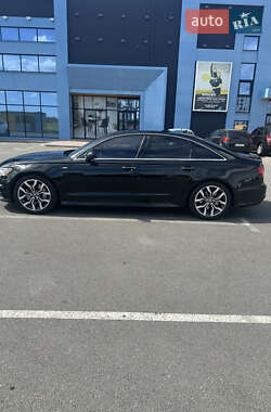 Седан Audi A6 2016 в 