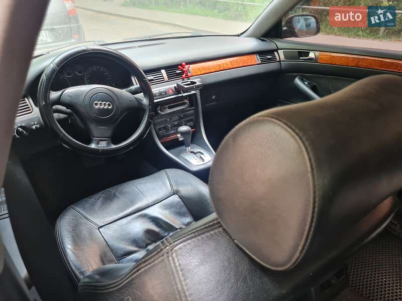 Седан Audi A6 2000 в Чернівцях