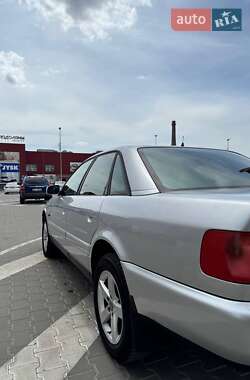 Седан Audi A6 1996 в 