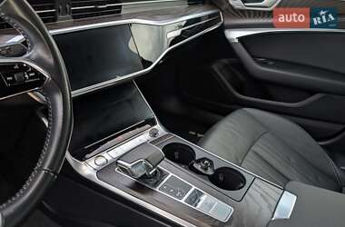Седан Audi A6 2019 в 