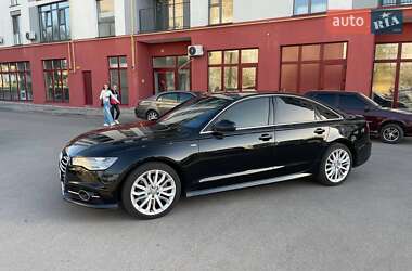 Седан Audi A6 2015 в 