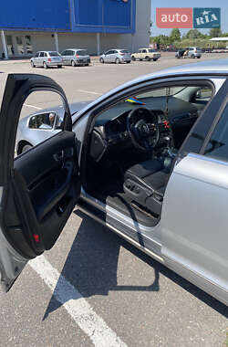 Седан Audi A6 2004 в 