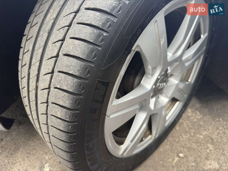 Седан Audi A6 2004 в Кривом Роге