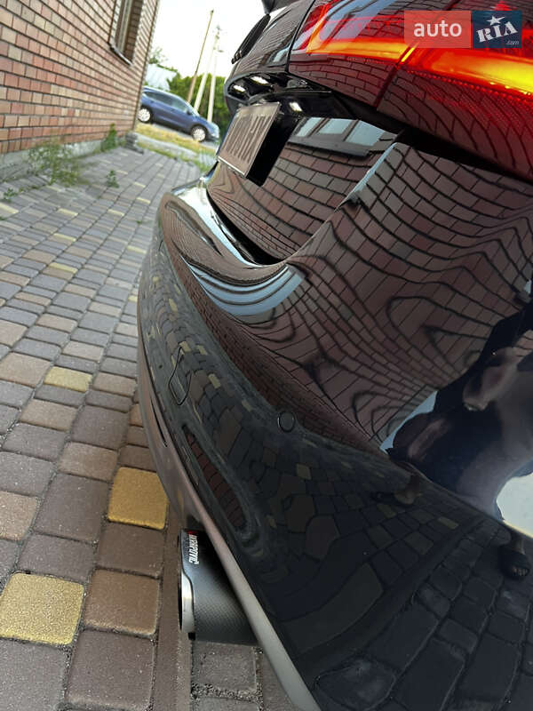 Седан Audi A6 2014 в Киеве