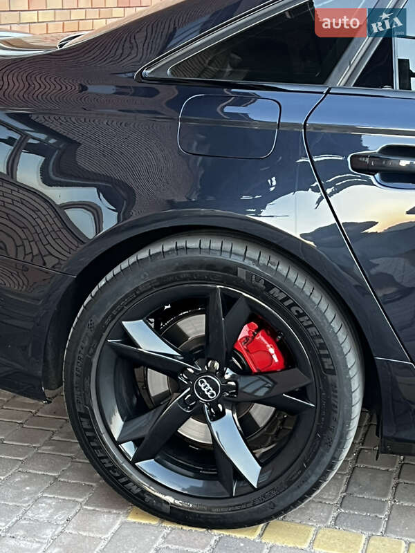 Седан Audi A6 2014 в Киеве