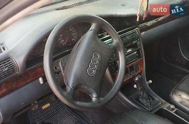 Седан Audi A6 1995 в 